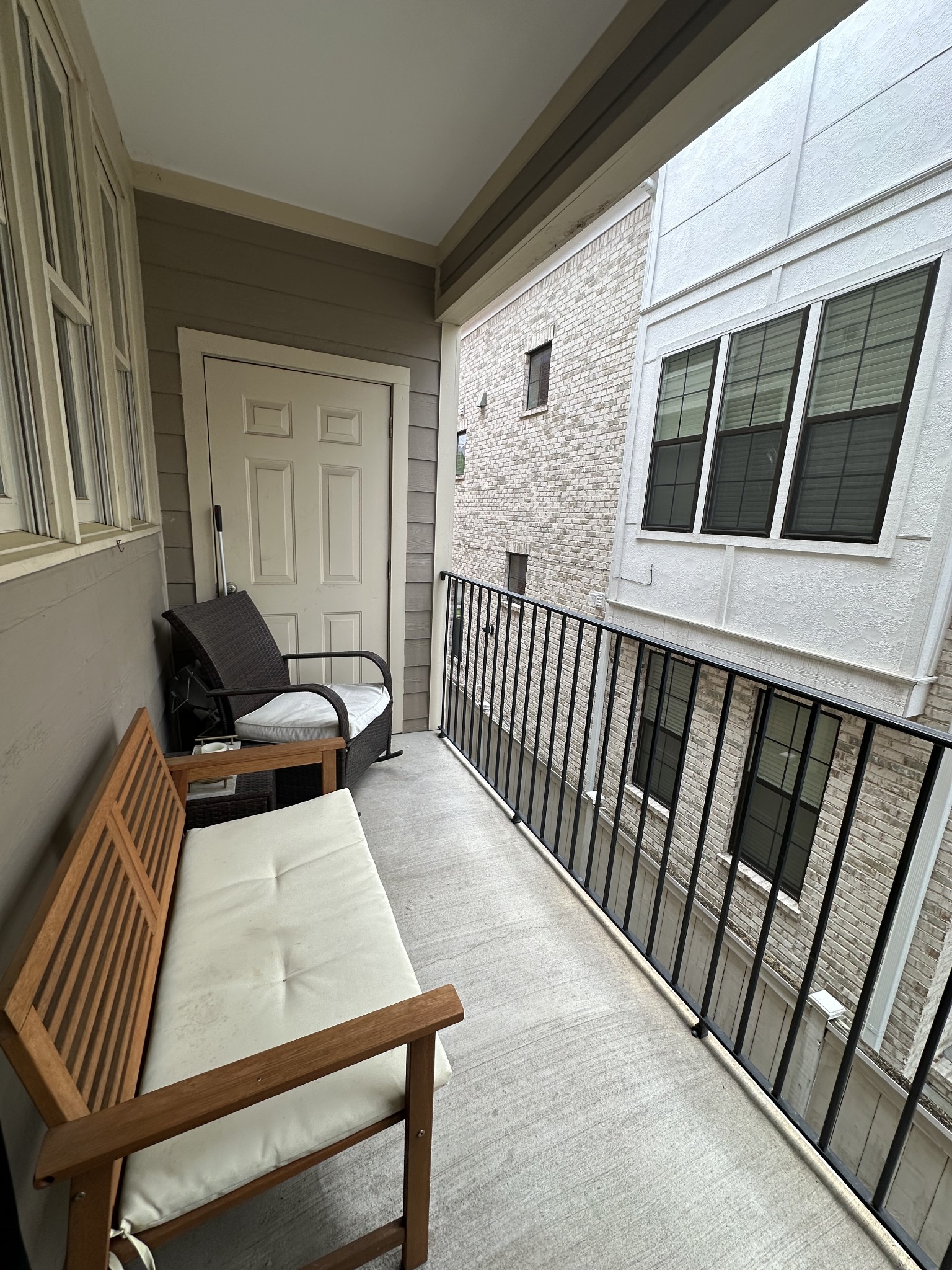 2114 Acklen Ave Unit: 305
