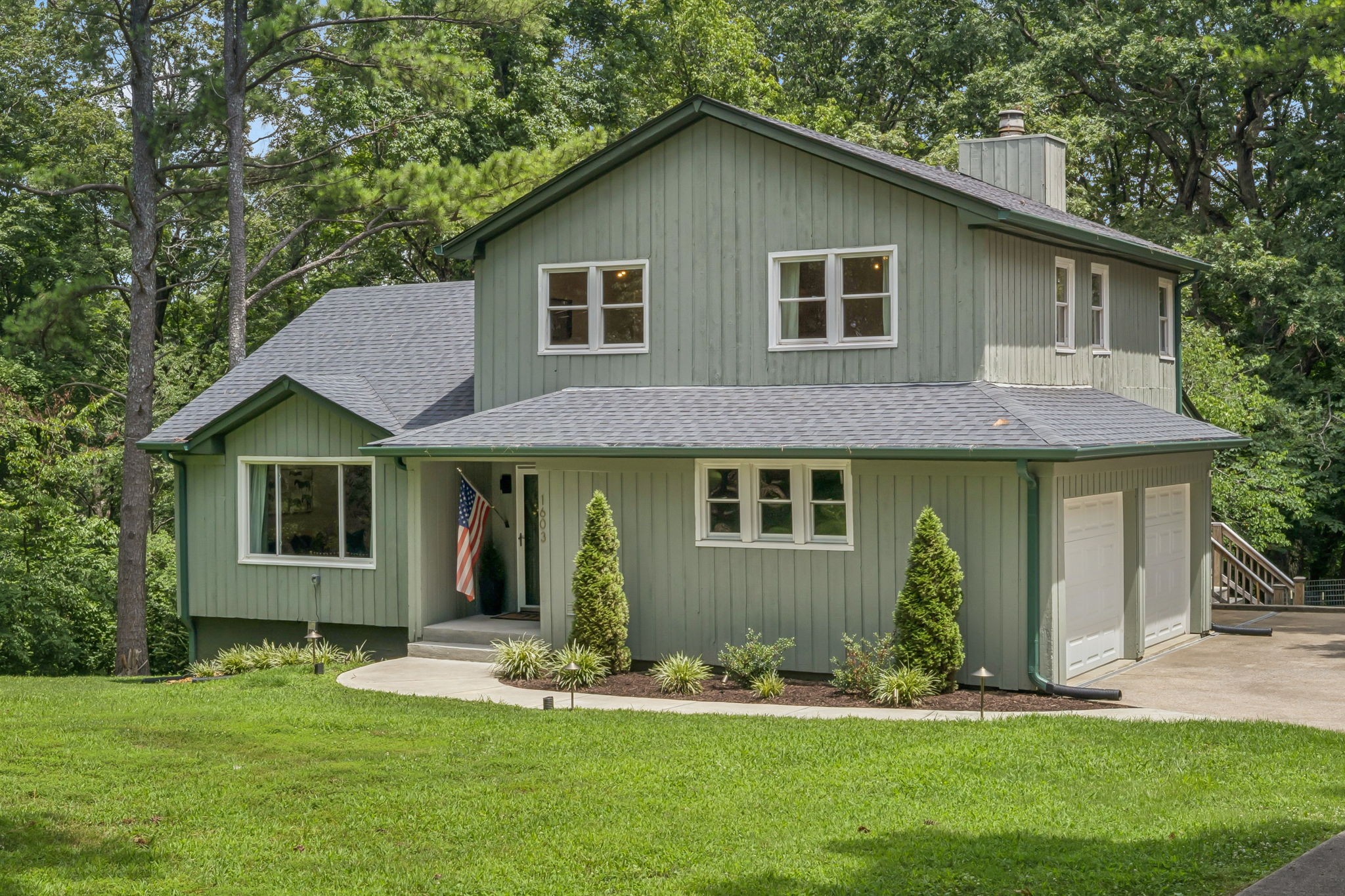 1603 Knight Ct