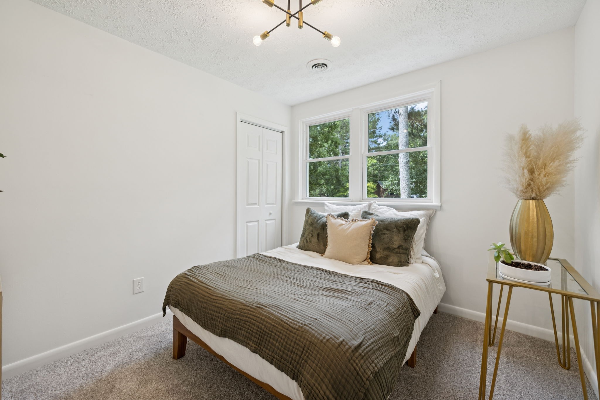 1603 Knight Ct