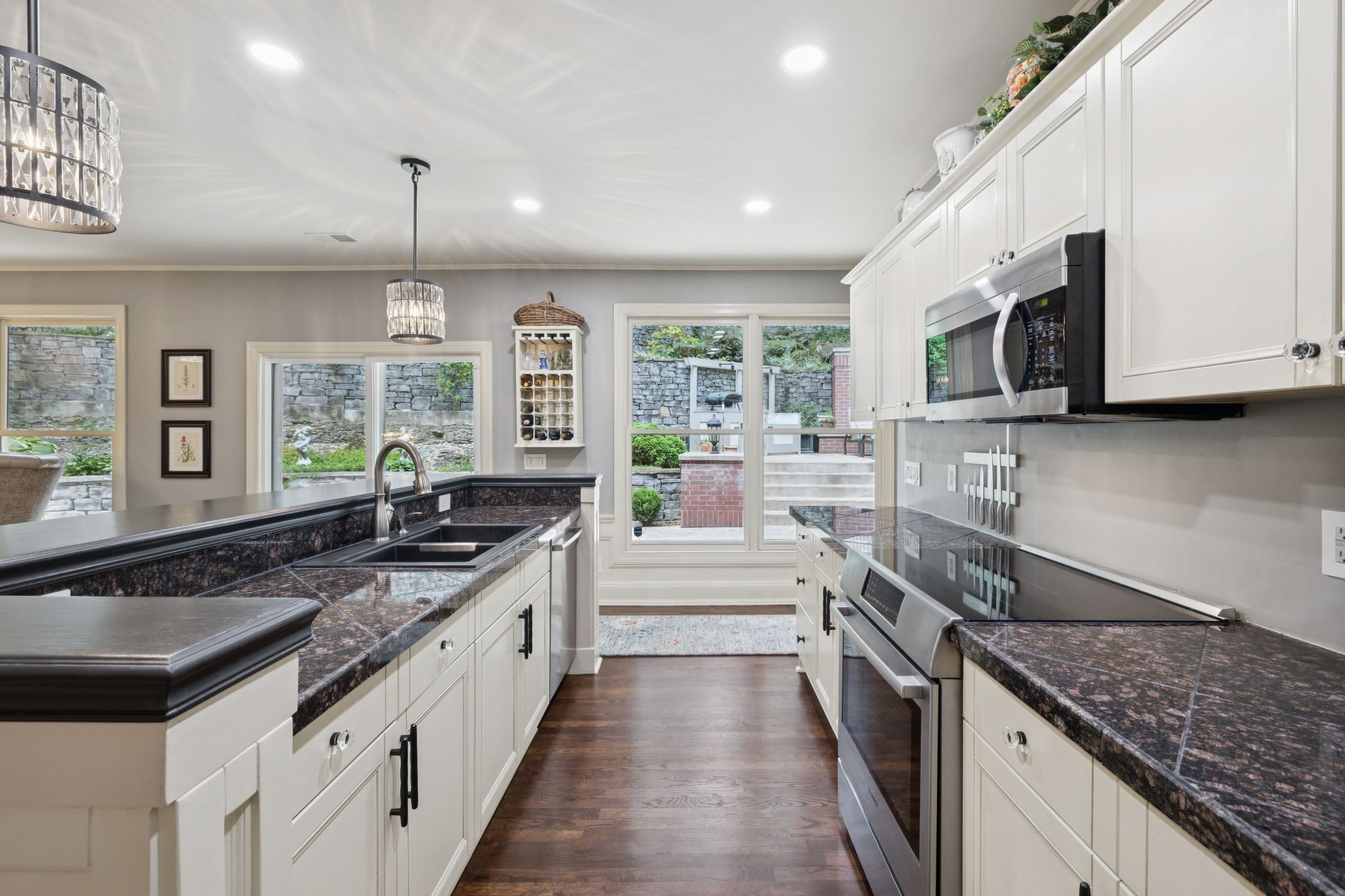 518 Wagon Ct