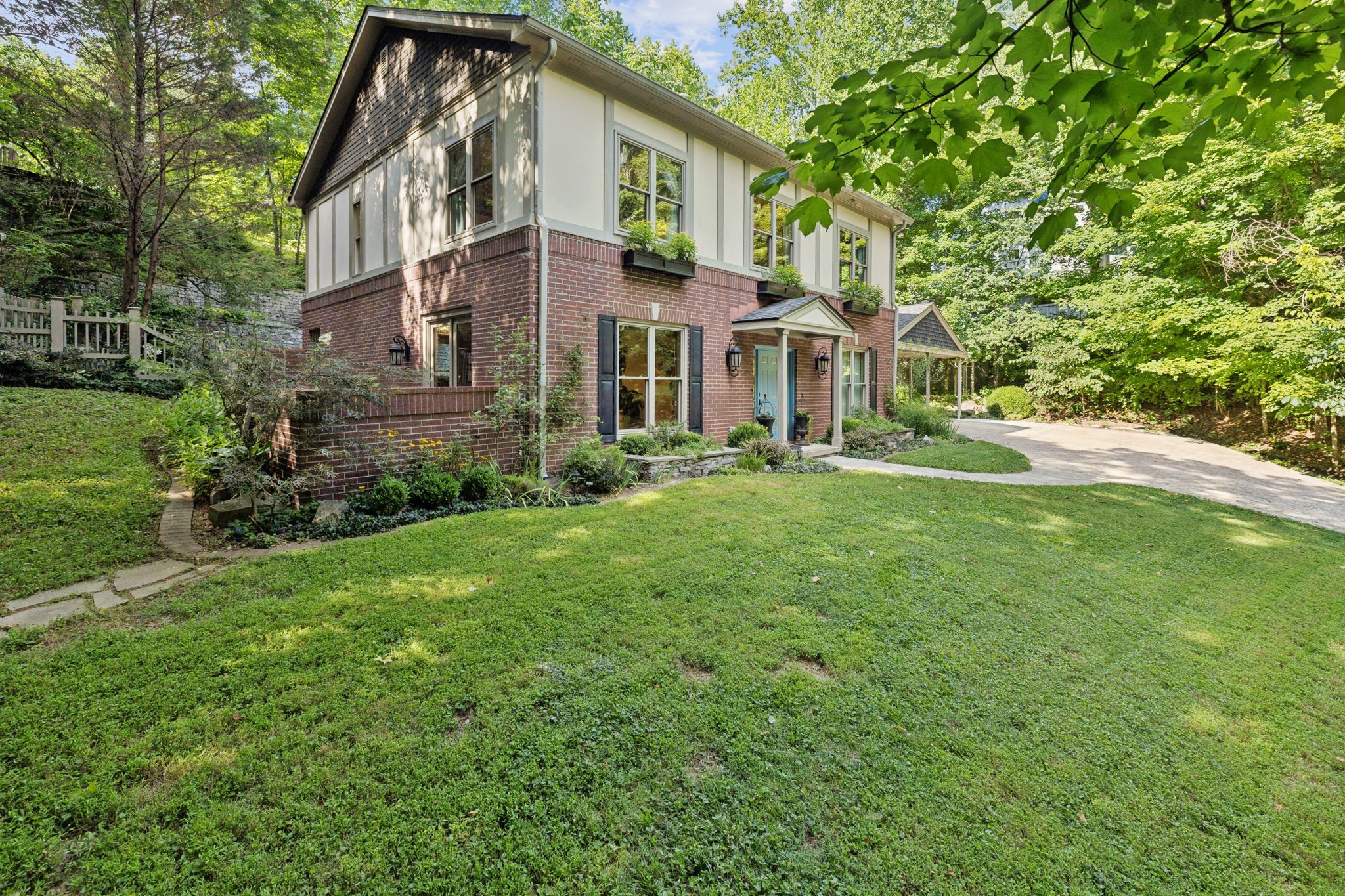 518 Wagon Ct