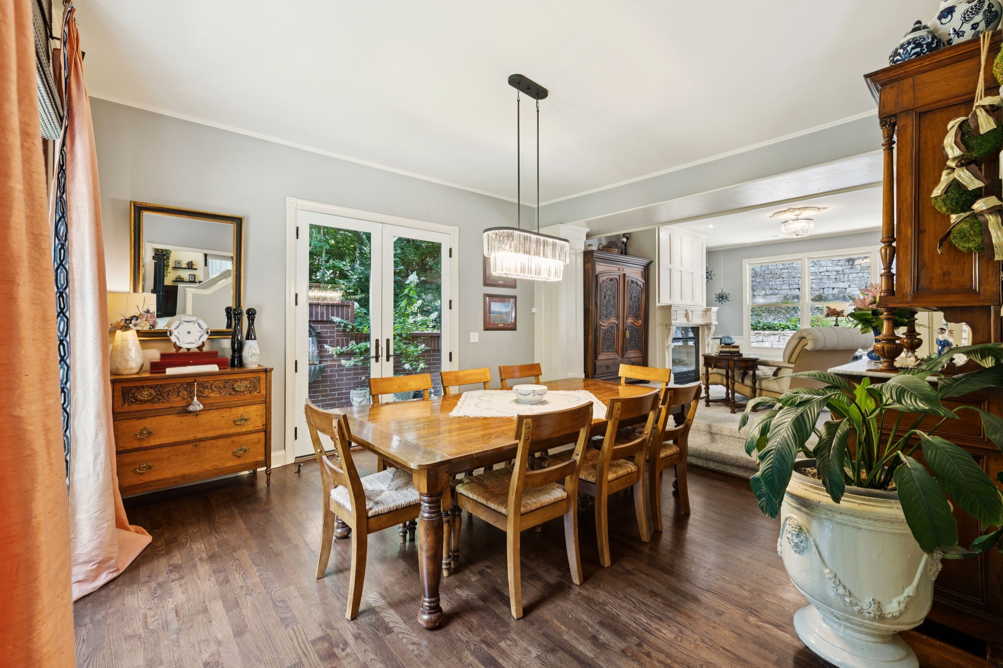 518 Wagon Ct