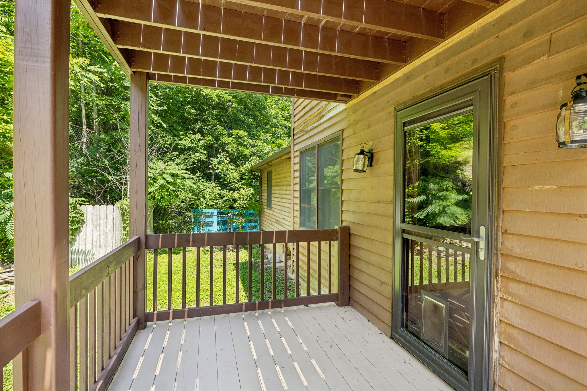 3755 Bear Hollow Rd
