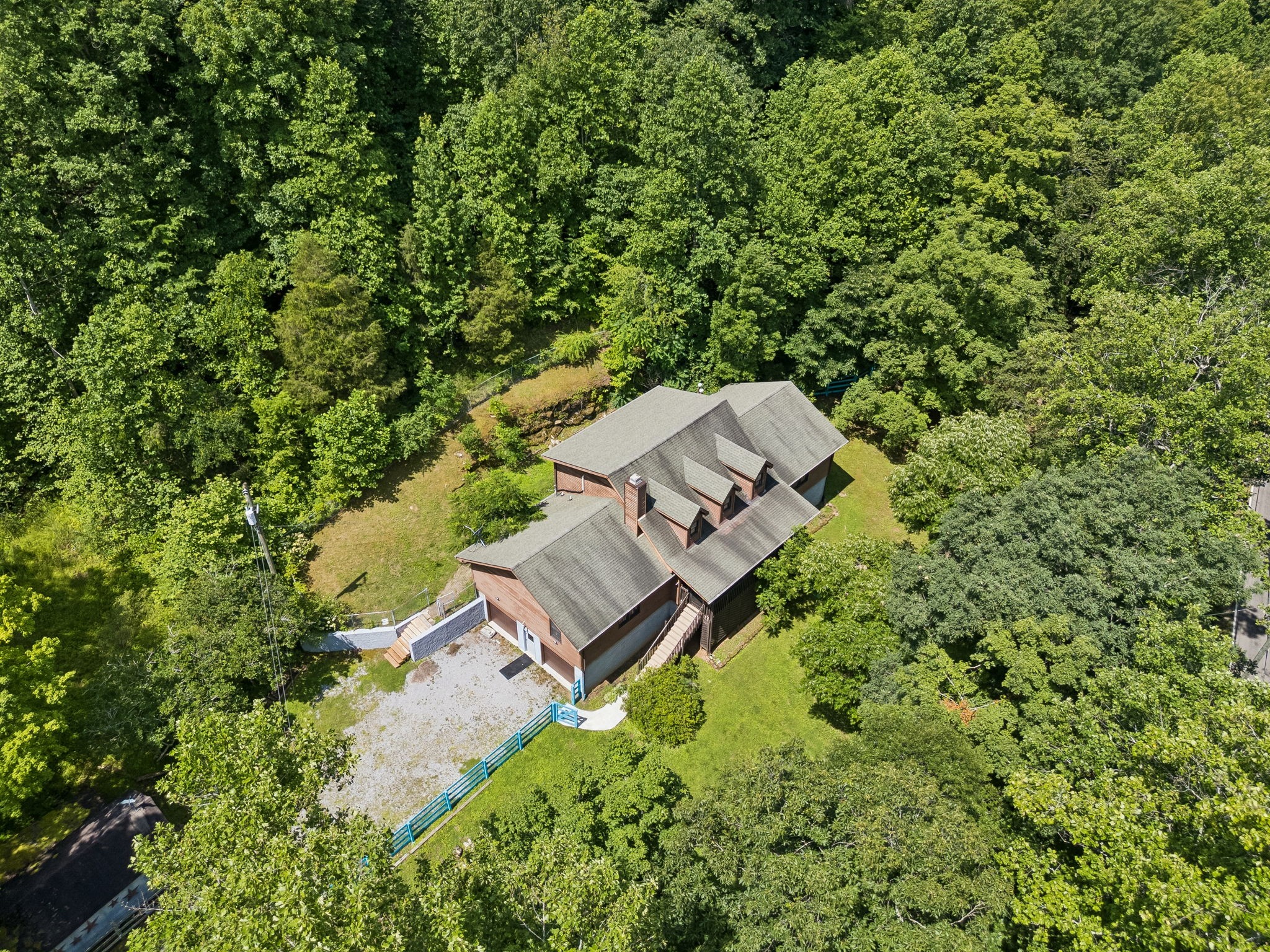 3755 Bear Hollow Rd