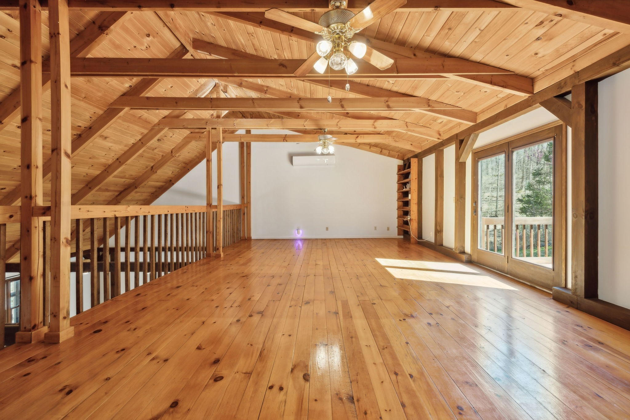 3755 Bear Hollow Rd