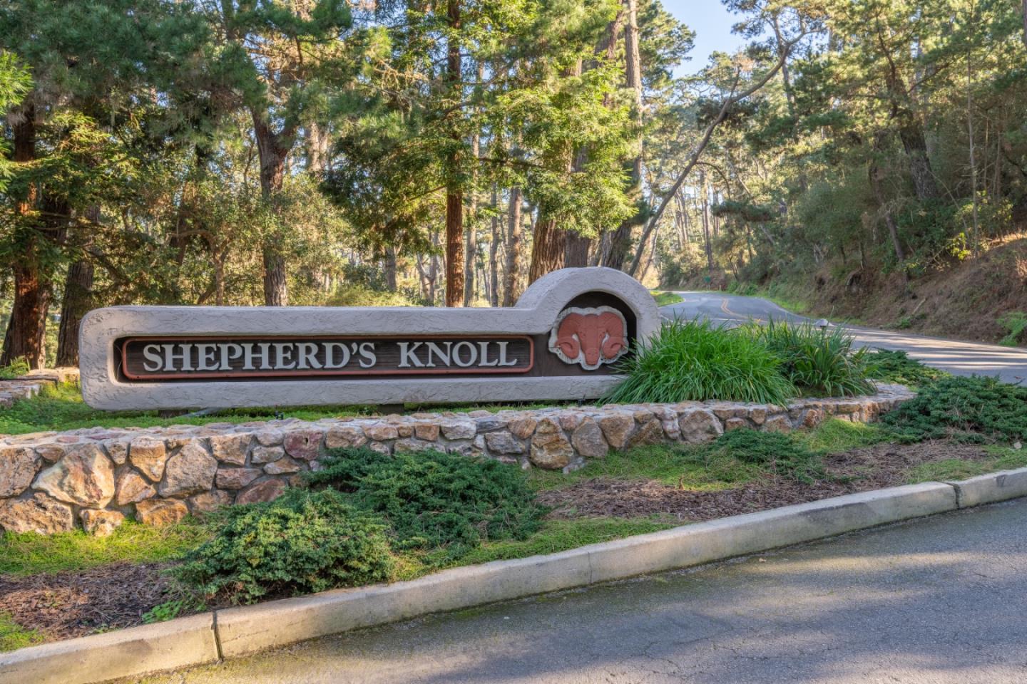 21 Shepherds Knoll DR