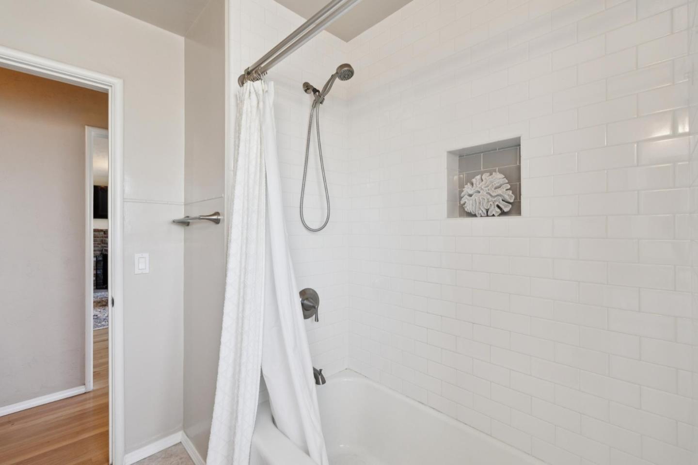1000 Portola DR