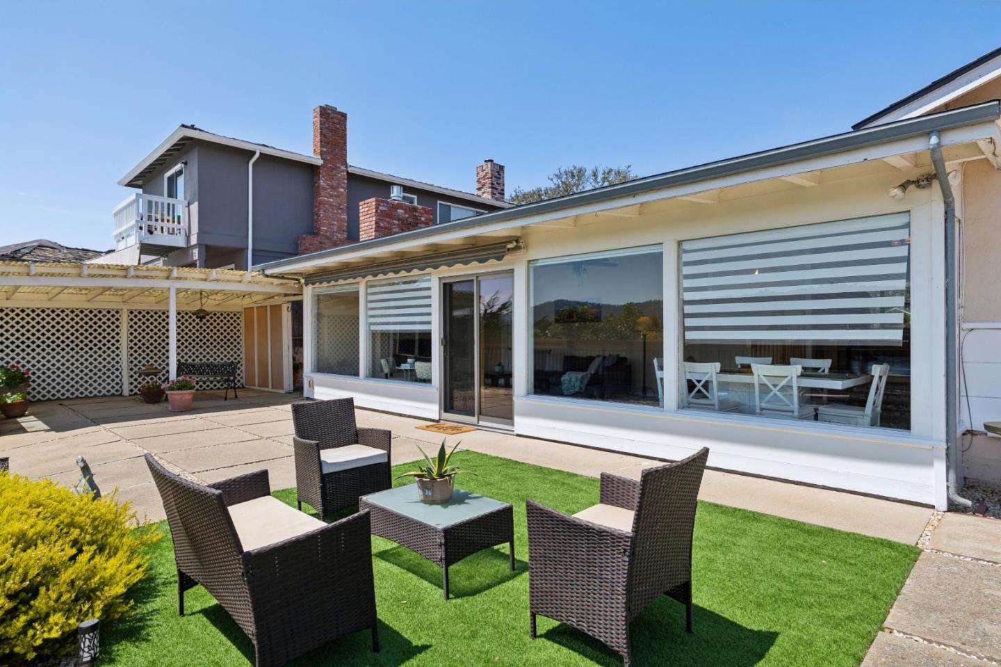 1000 Portola DR