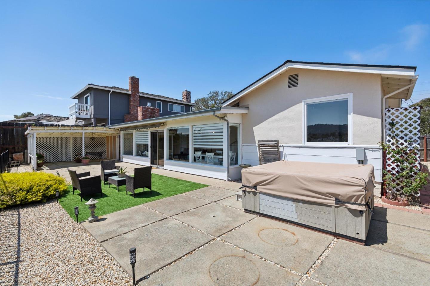 1000 Portola DR