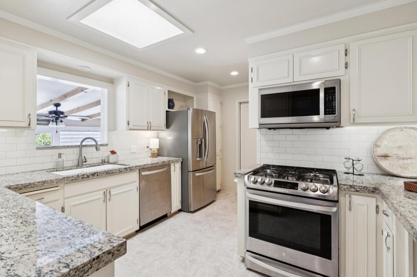 1000 Portola DR