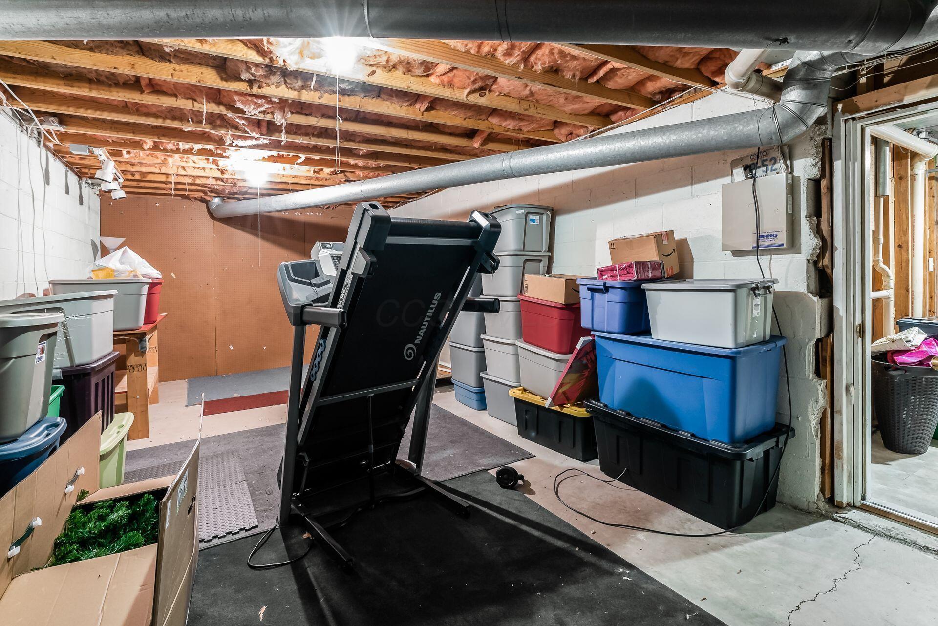4845 Smoketalk Lane, 7