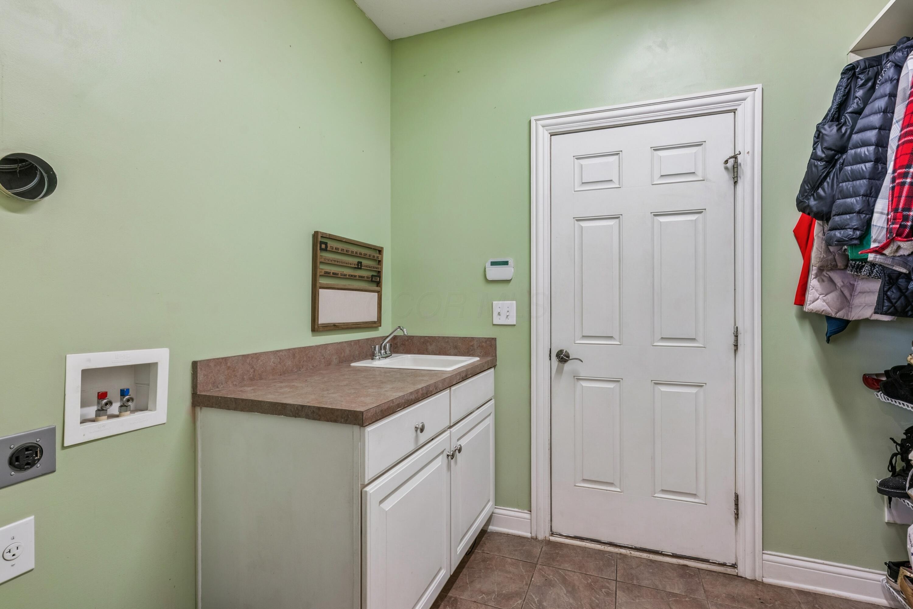 8175 Parsons Pass