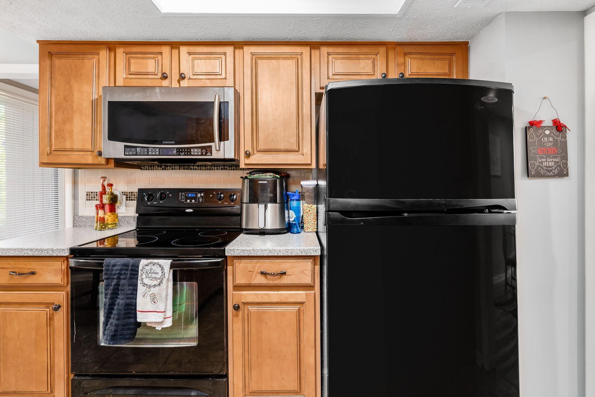 4845 Smoketalk Lane, 7 7