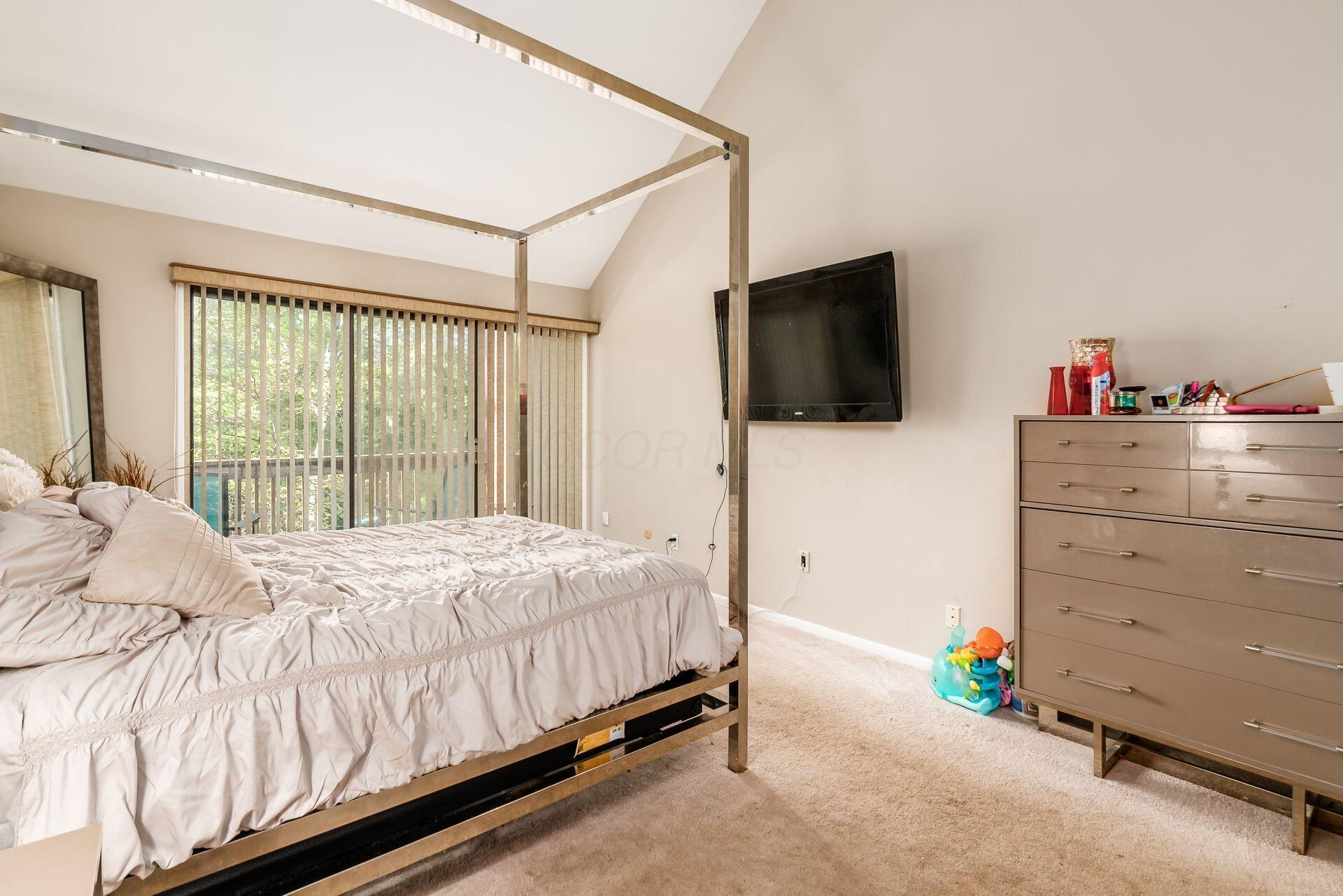 4845 Smoketalk Lane, 7 7