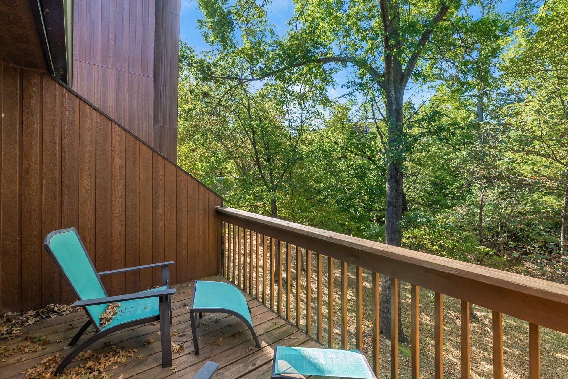 4845 Smoketalk Lane, 7 7