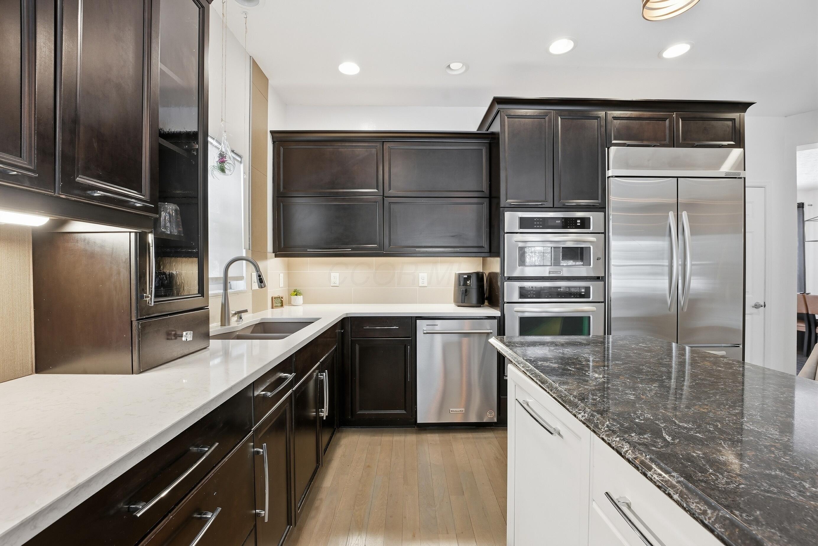 339 Aylesbury Drive S