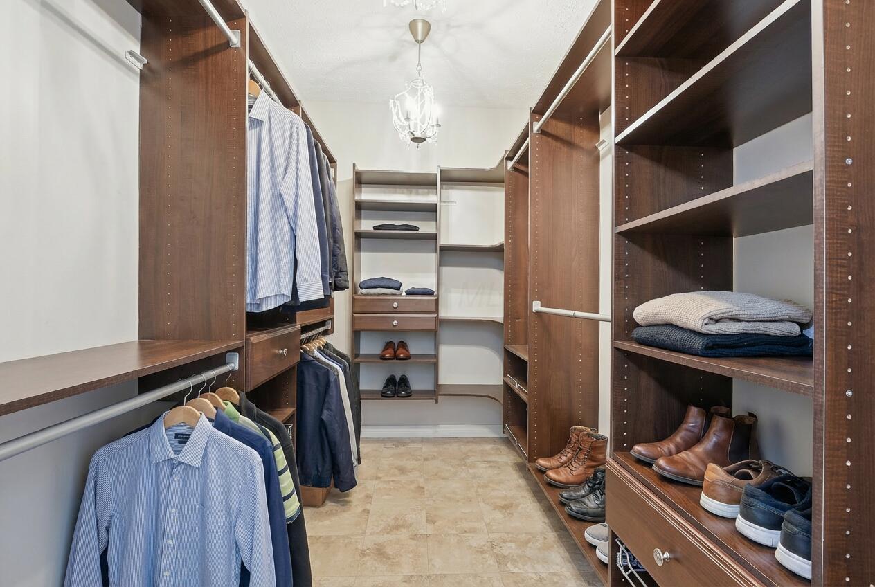 339 Aylesbury Drive S