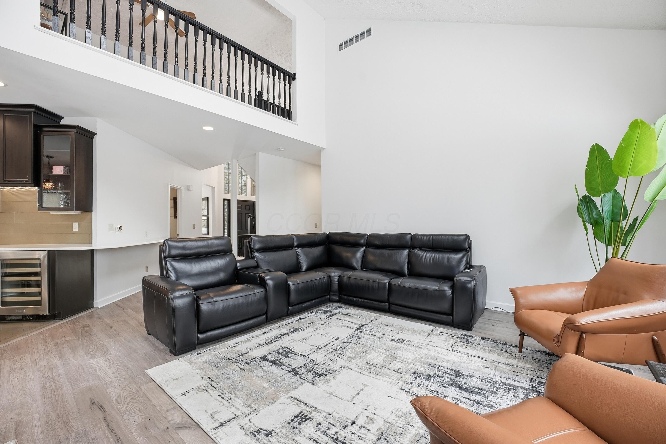 339 Aylesbury Drive S