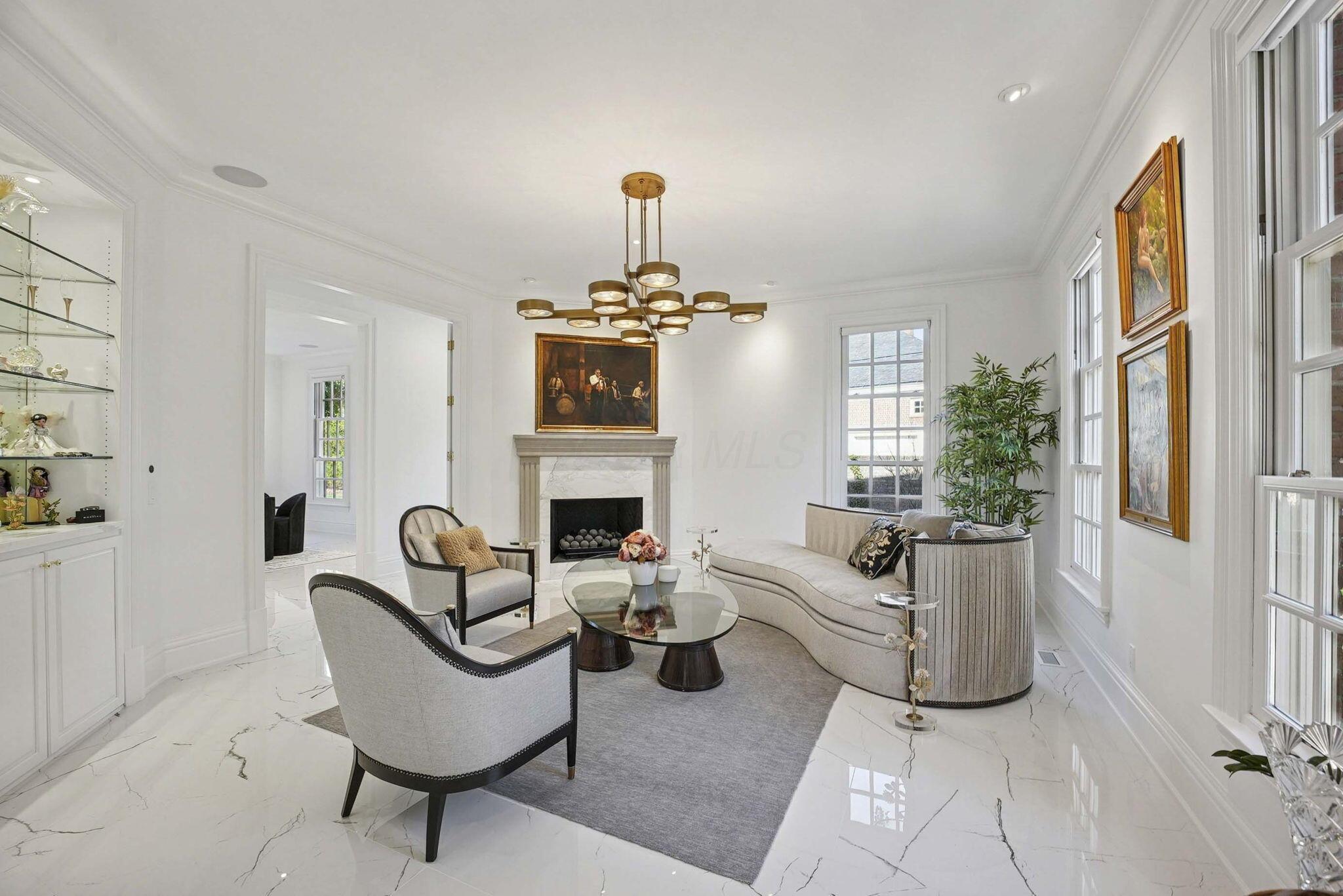 1 Bottomley Crescent