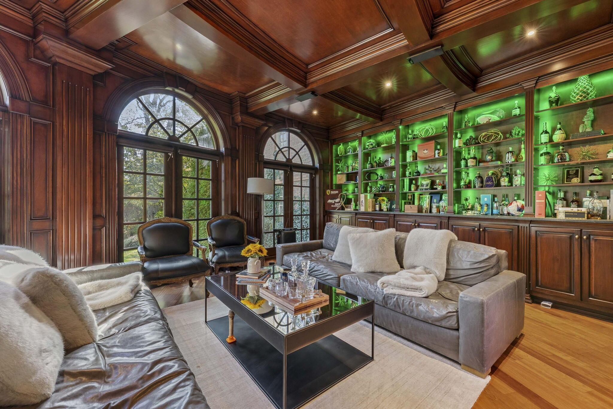 1 Bottomley Crescent