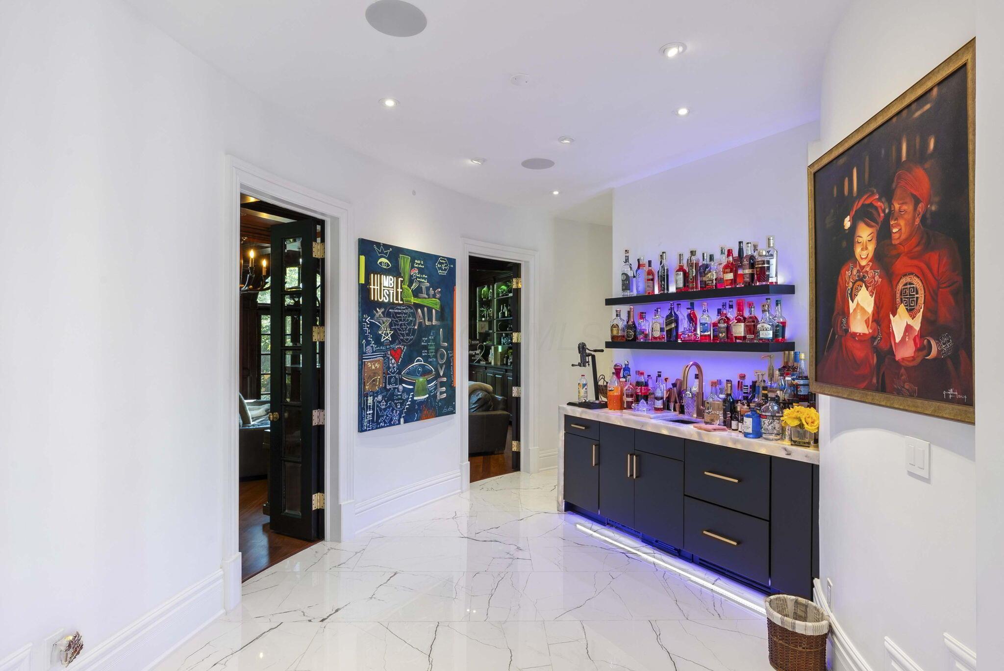 1 Bottomley Crescent