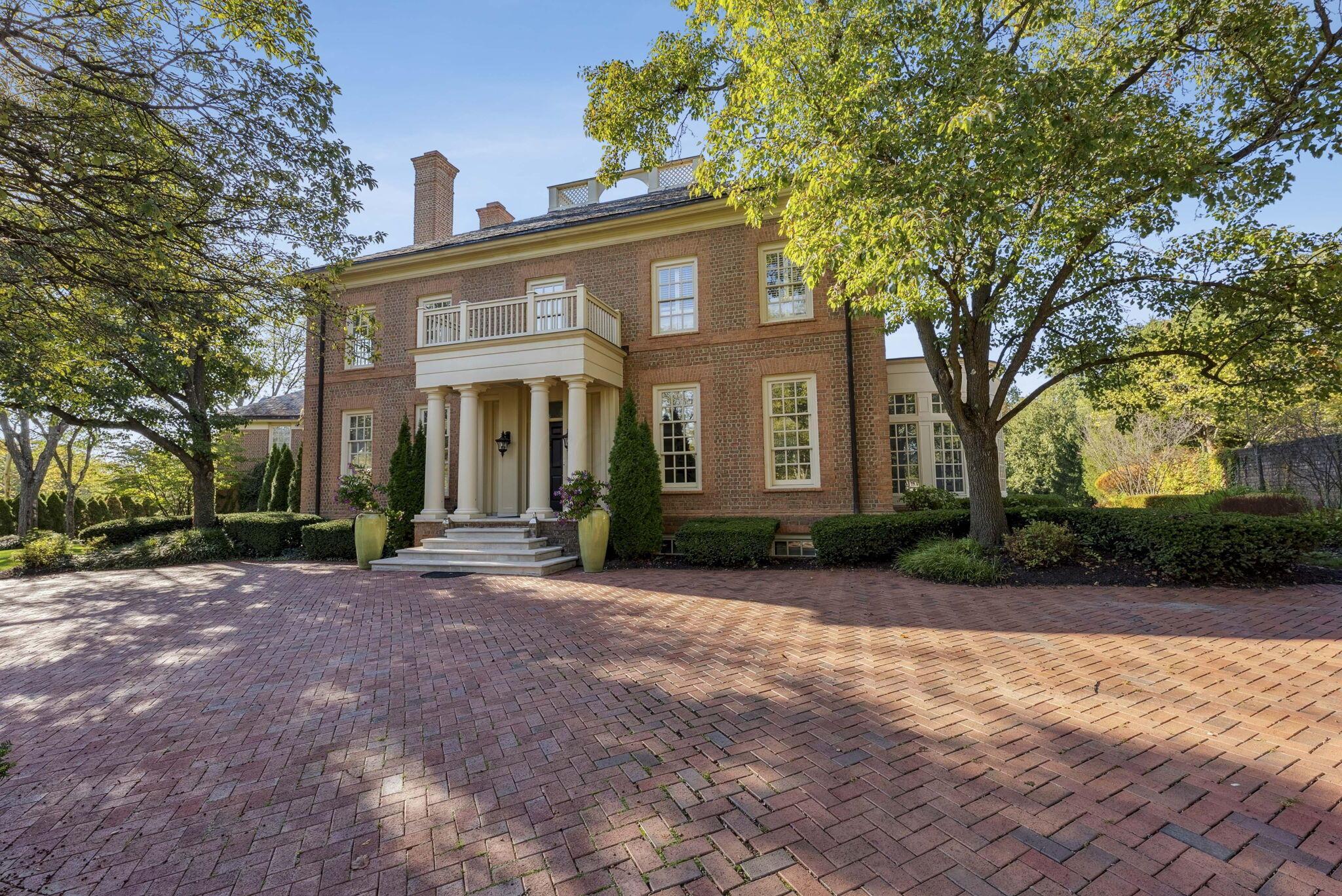 1 Bottomley Crescent