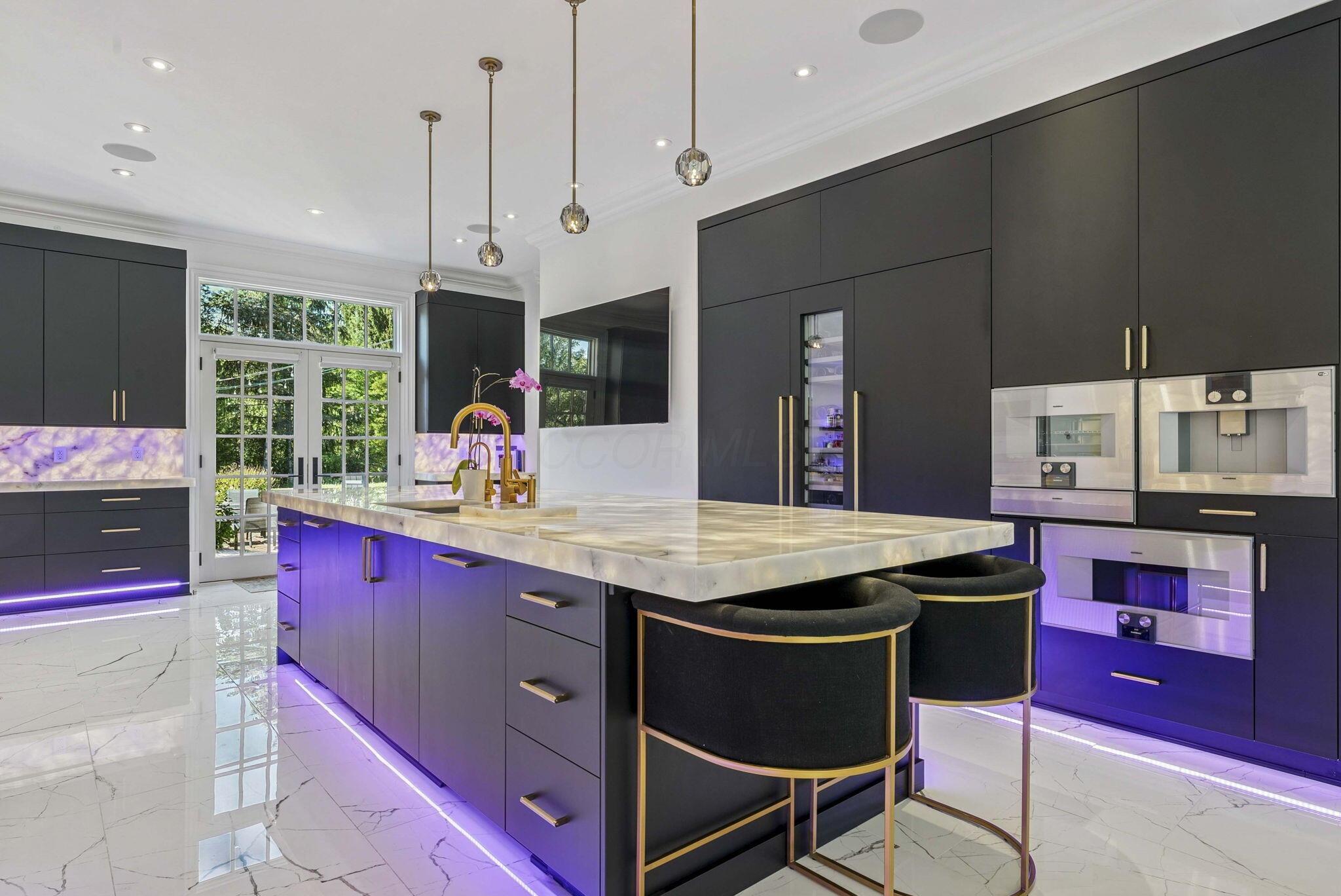 1 Bottomley Crescent