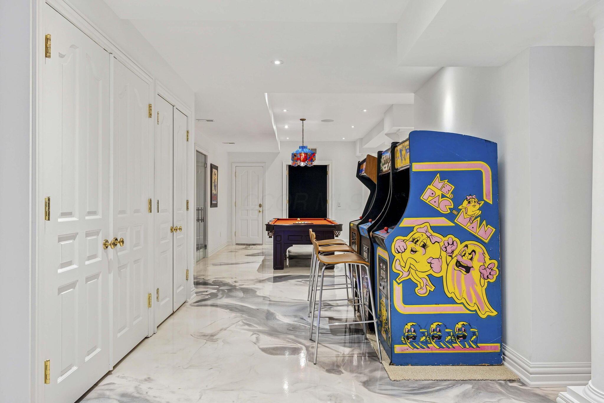 1 Bottomley Crescent