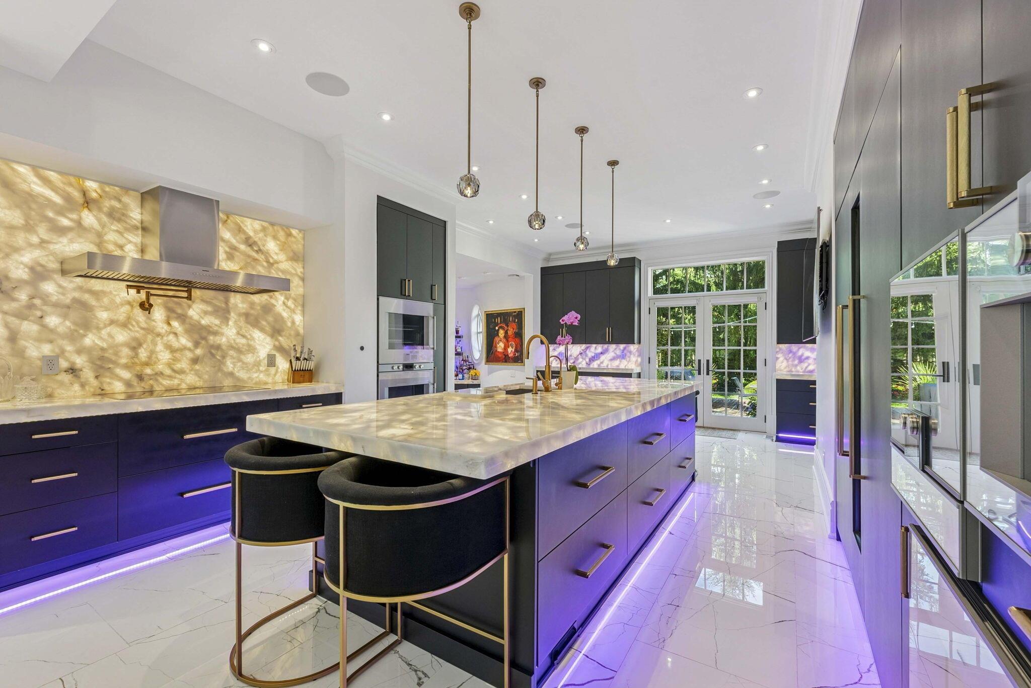 1 Bottomley Crescent