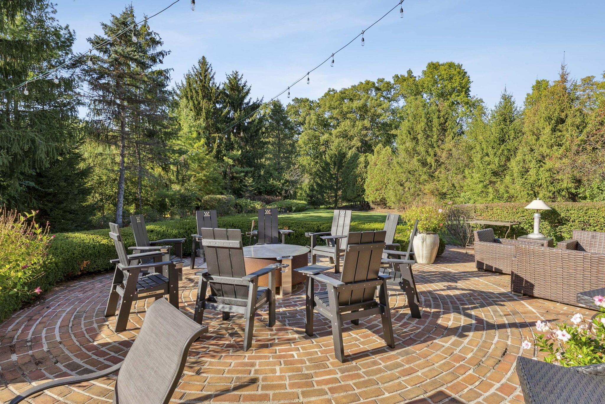 1 Bottomley Crescent