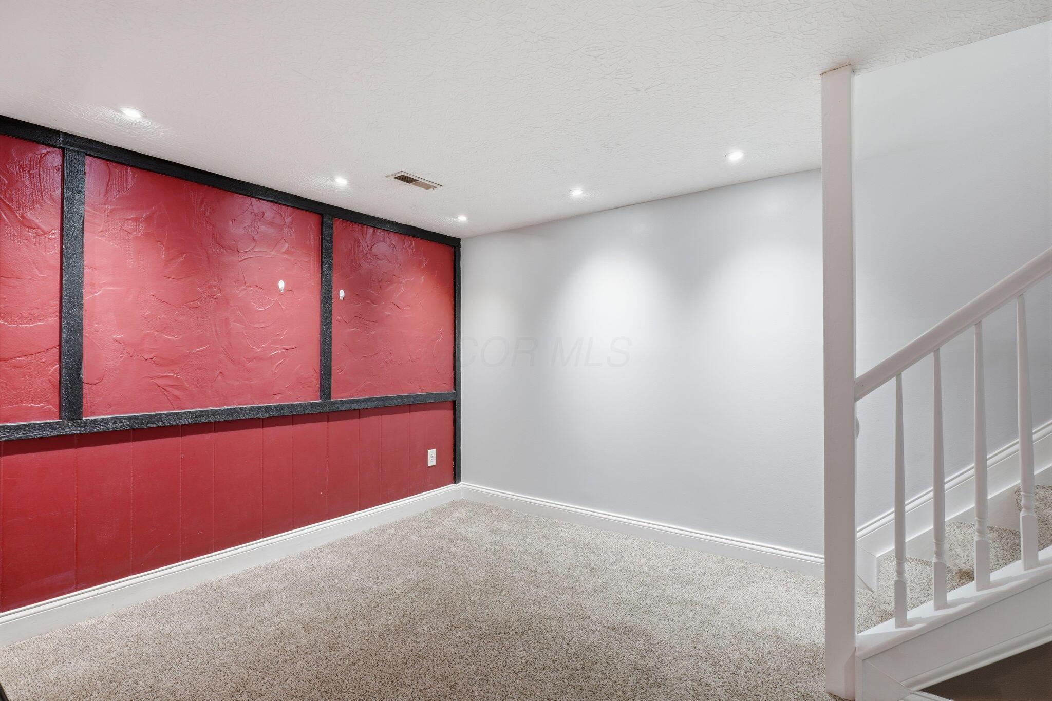 7909 Thornfield Lane, 41