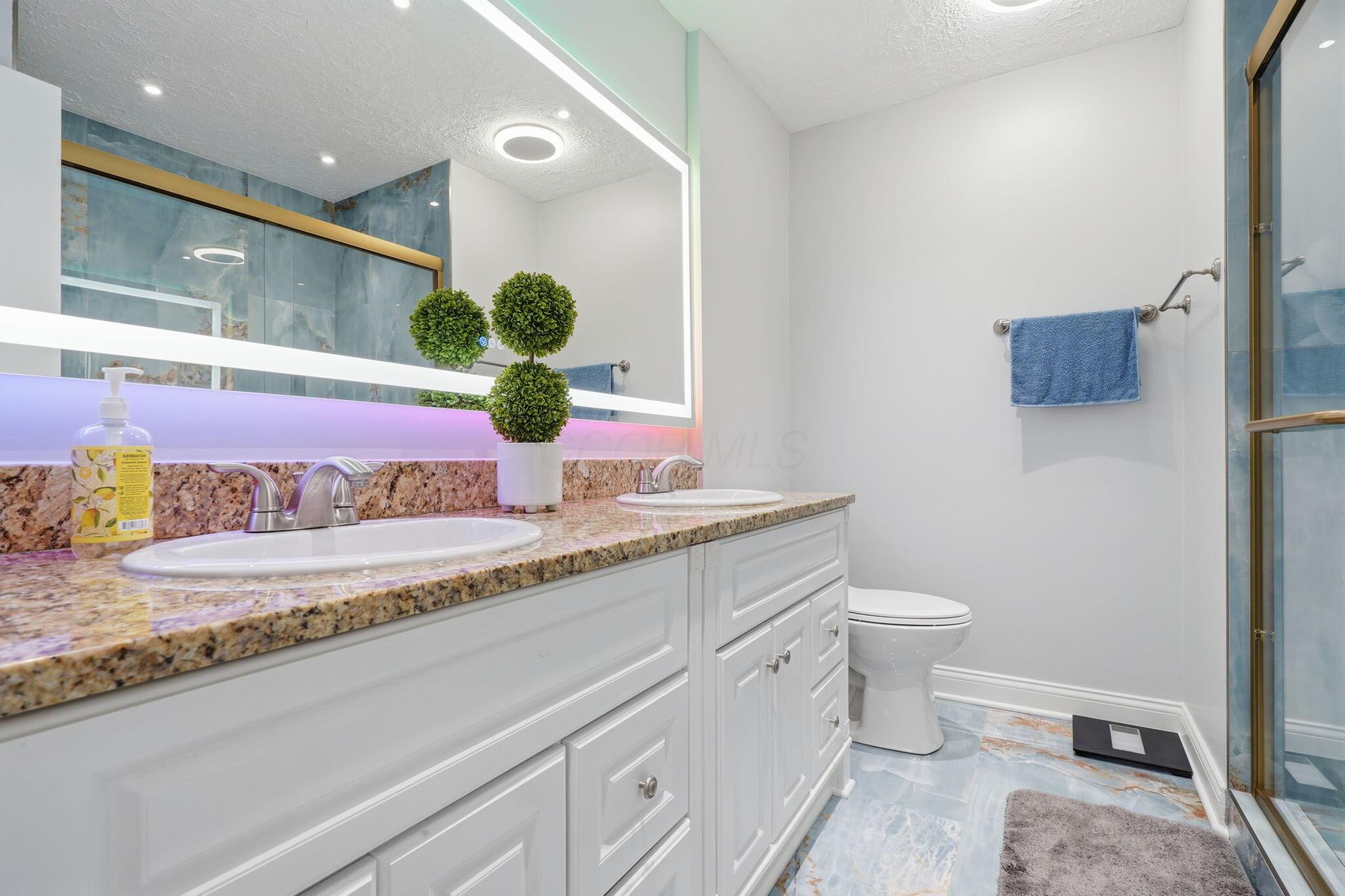 7909 Thornfield Lane, 41