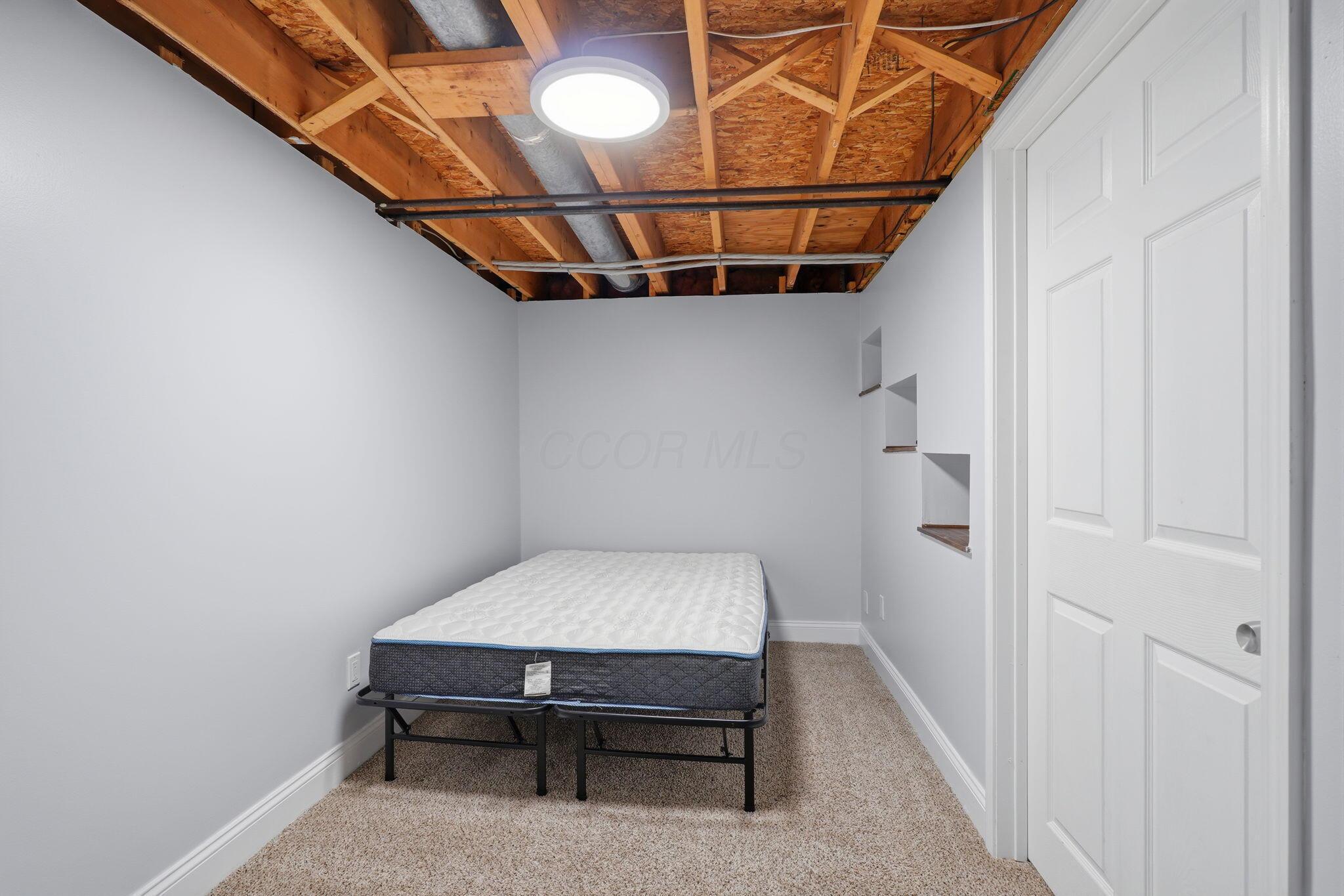 7909 Thornfield Lane, 41