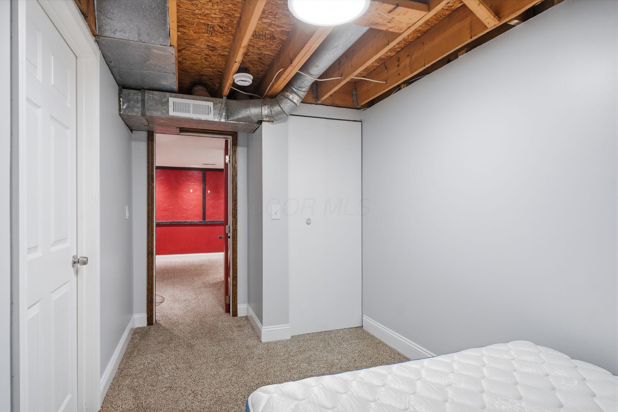 7909 Thornfield Lane, 41