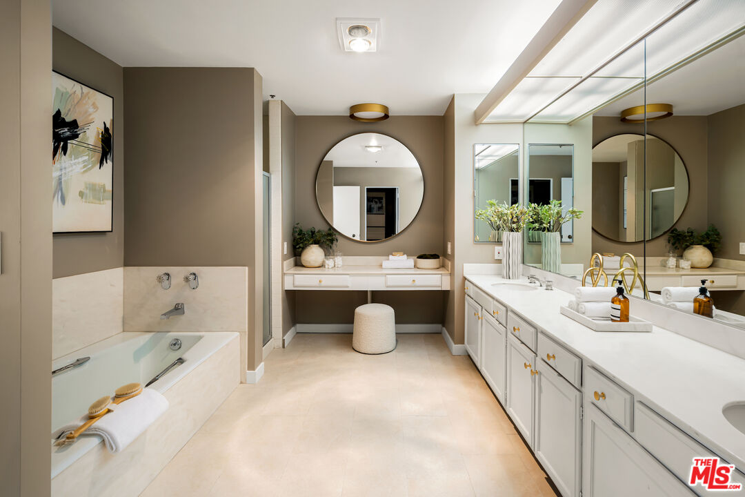 10790 Wilshire Blvd Unit: 1604