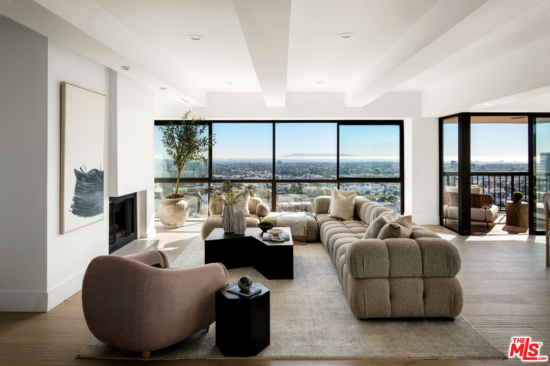 10790 Wilshire Blvd Unit: 1604