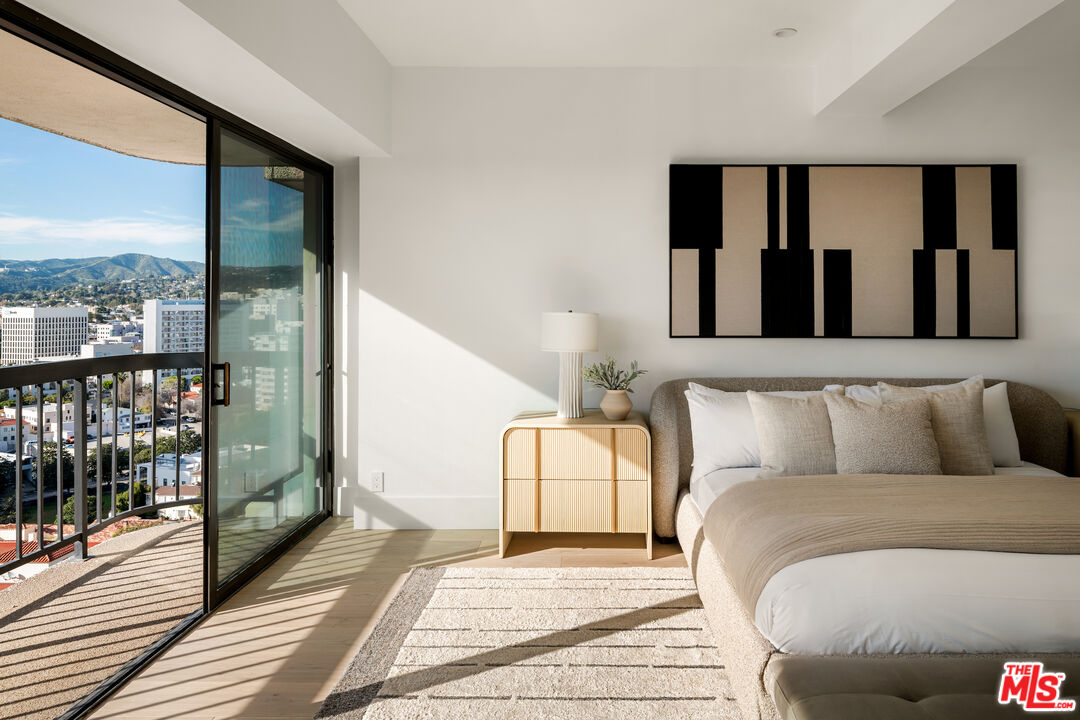 10790 Wilshire Blvd Unit: 1604