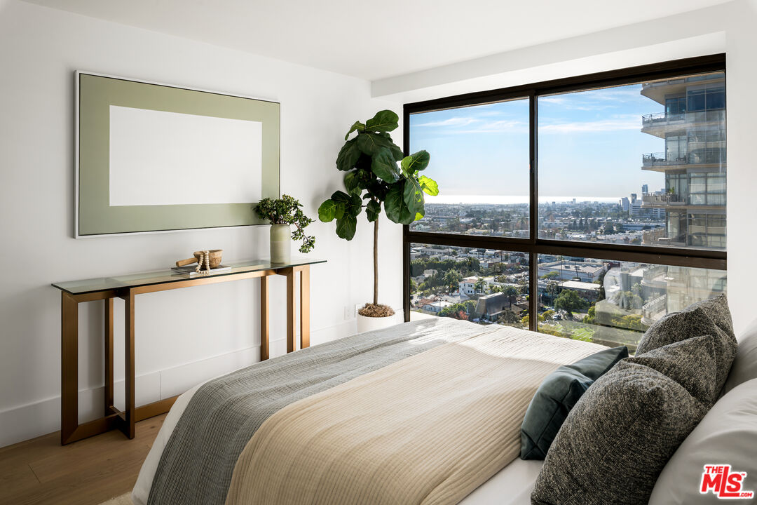 10790 Wilshire Blvd Unit: 1604