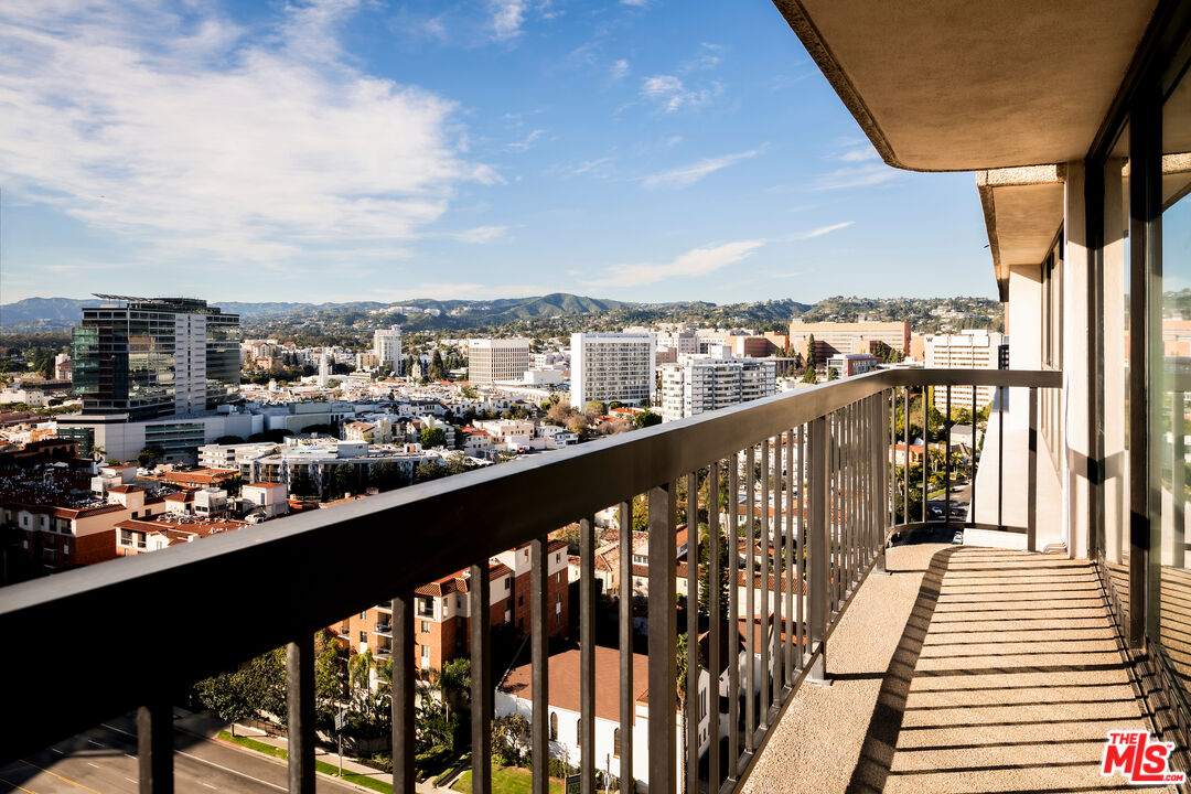 10790 Wilshire Blvd Unit: 1604