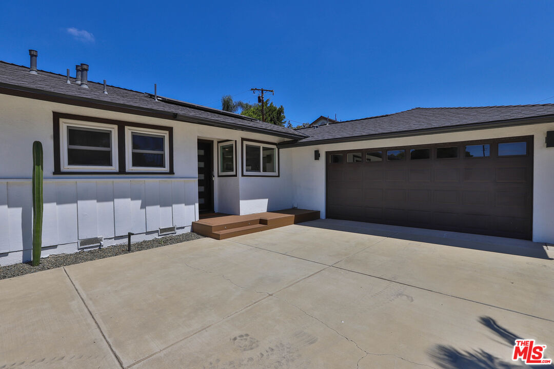 12831 Red Hill Ave
