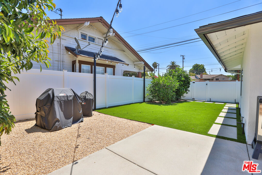 12831 Red Hill Ave