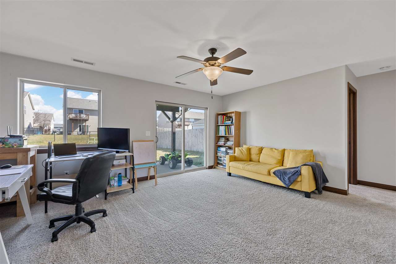 172 N Park Ridge Rd