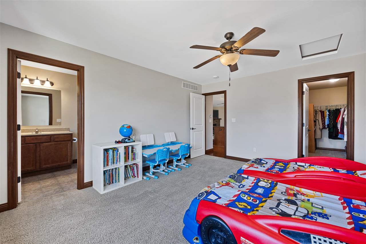 172 N Park Ridge Rd
