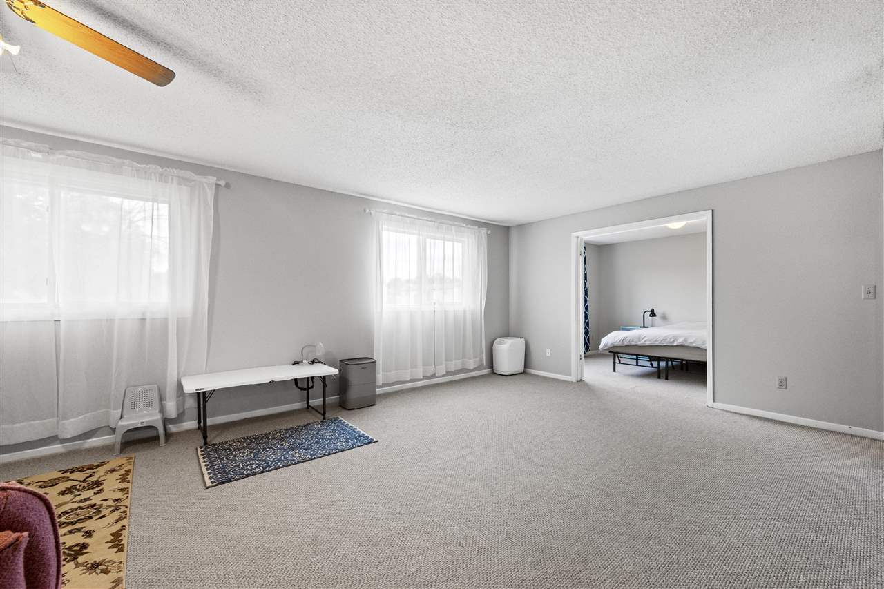 719 Westwinds Dr Unit: 4