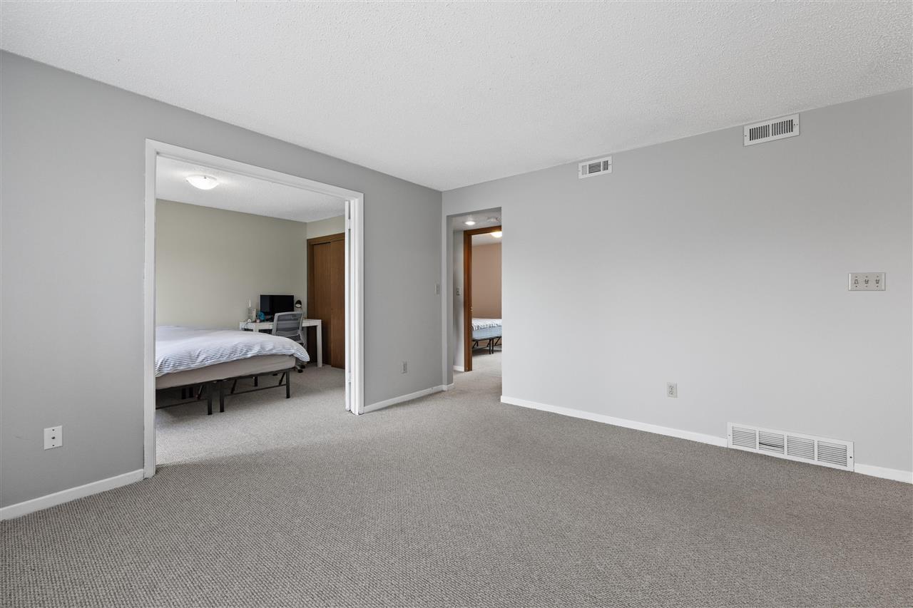 719 Westwinds Dr Unit: 4