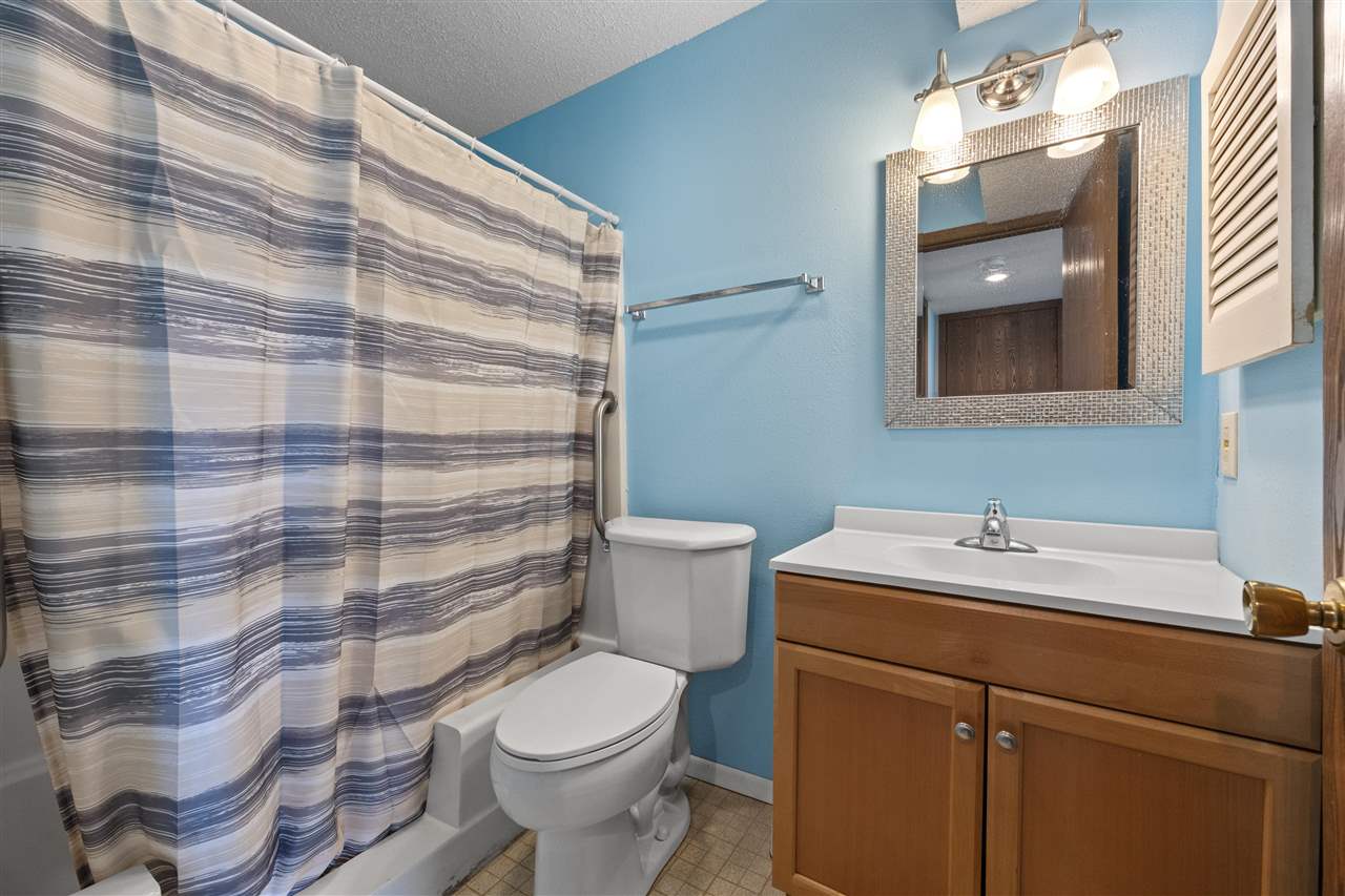 719 Westwinds Dr Unit: 4