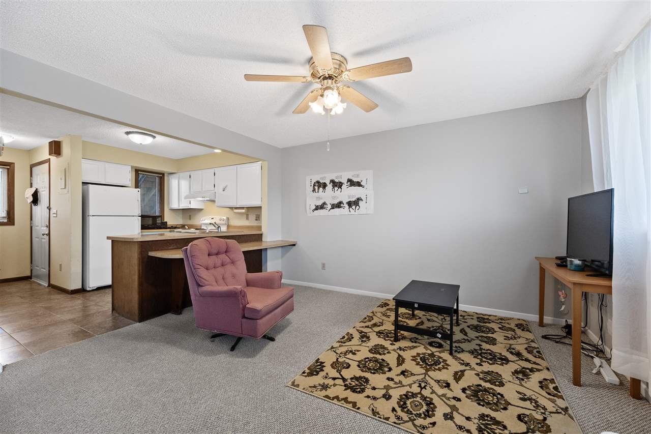 719 Westwinds Dr Unit: 4