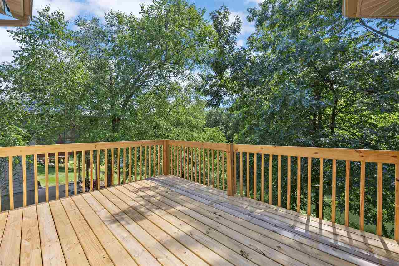900 Forest Edge Dr