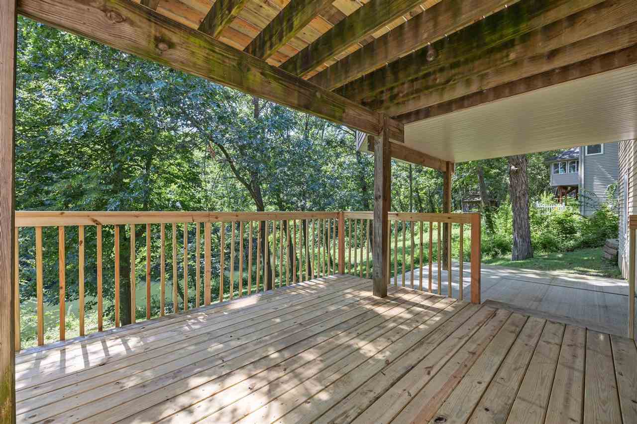 900 Forest Edge Dr