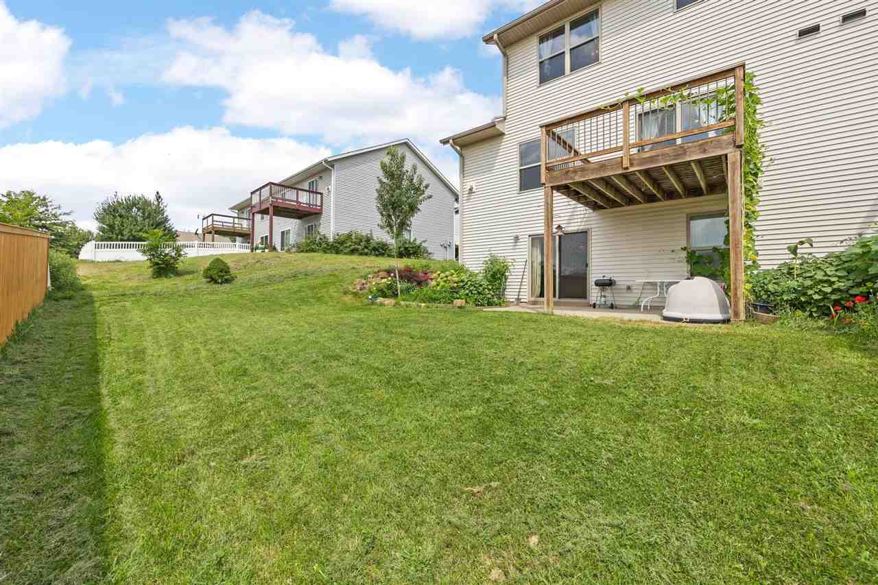 1457 Palisades Dr